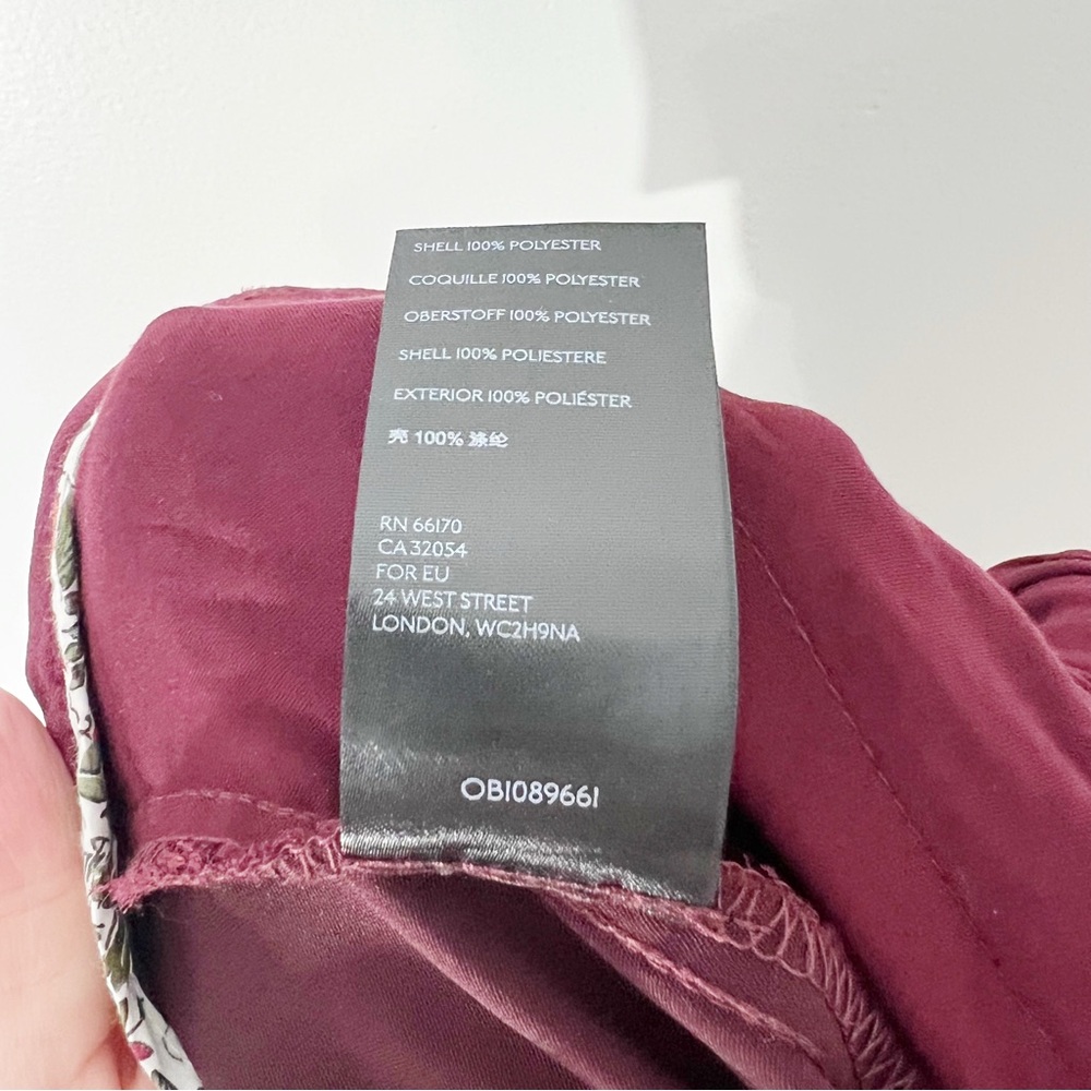 Anthropologie Sasha Button Fly Tapered Trouser in Wine Size 6 - Picture 10 of 10
